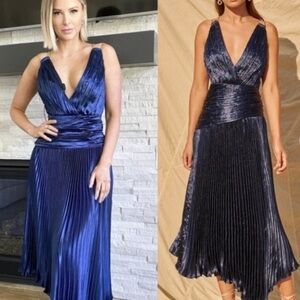 NWT AiiFOS April Pleated Navy Dress Chainlink Shoulder Straps Size 8